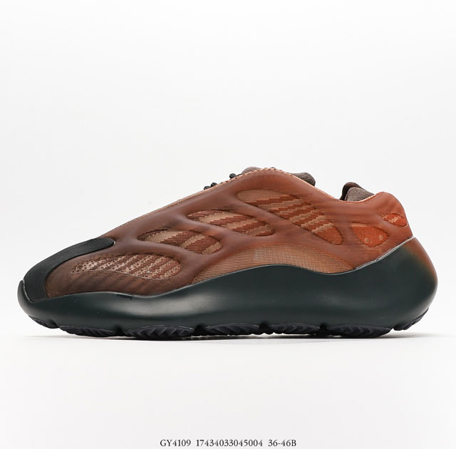 真爆 阿迪达斯 Adidas Yeezy 700 V3 极光2.0 700 椰子货号 GY4109 整体的圆润老爹鞋风格延续前两代 但用料更为现代 以平滑织物搭