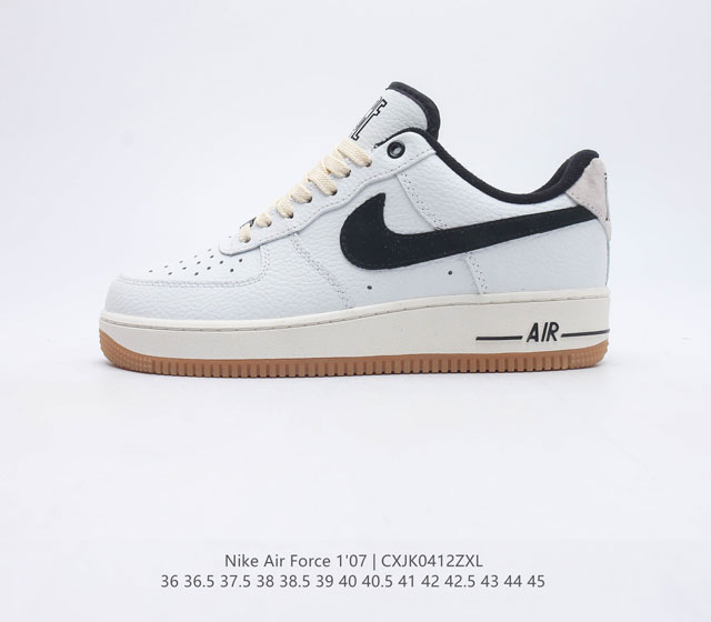 耐克 Nike Air Force 1 07空军一号经典篮球鞋休闲运动鞋 穿上 Air Force 1 07 运动鞋革新经典篮球鞋 助你踢踩跳跺 滑步旋转 自